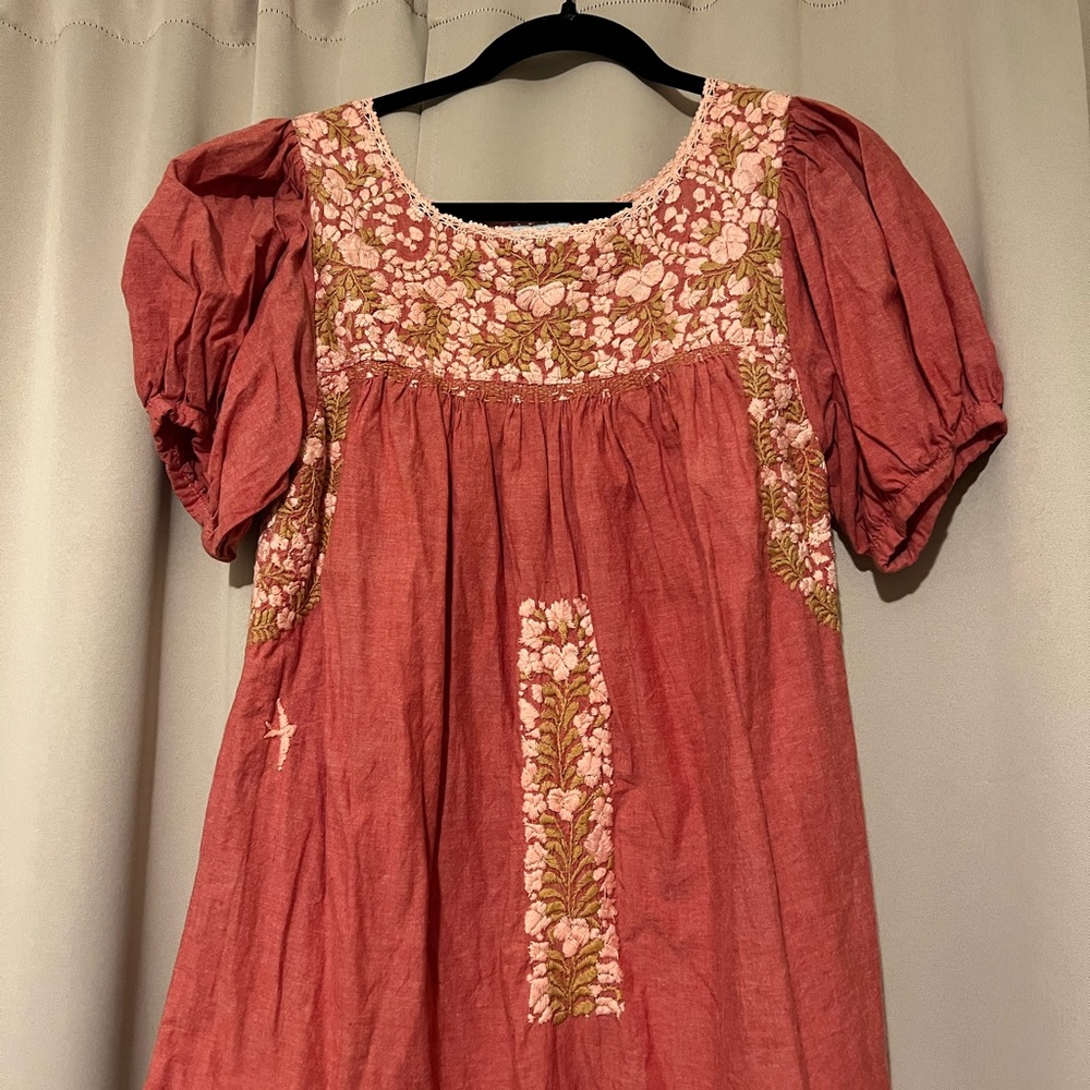 Mi Golondrina Red Floral Embroidered Blouse